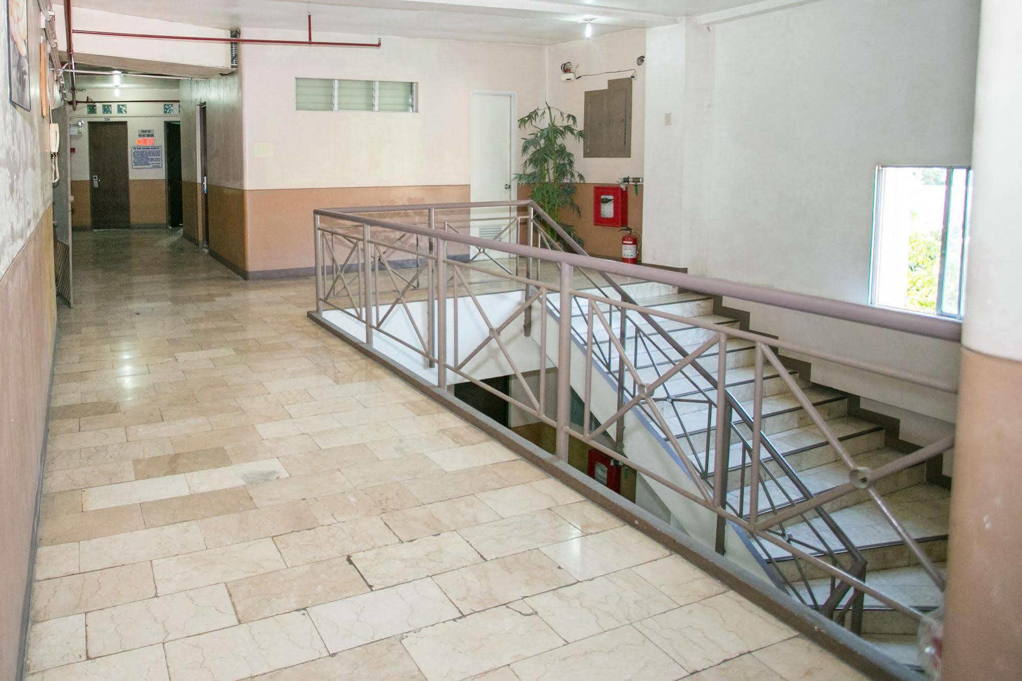 Gv Hotel - Dipolog Εξωτερικό φωτογραφία